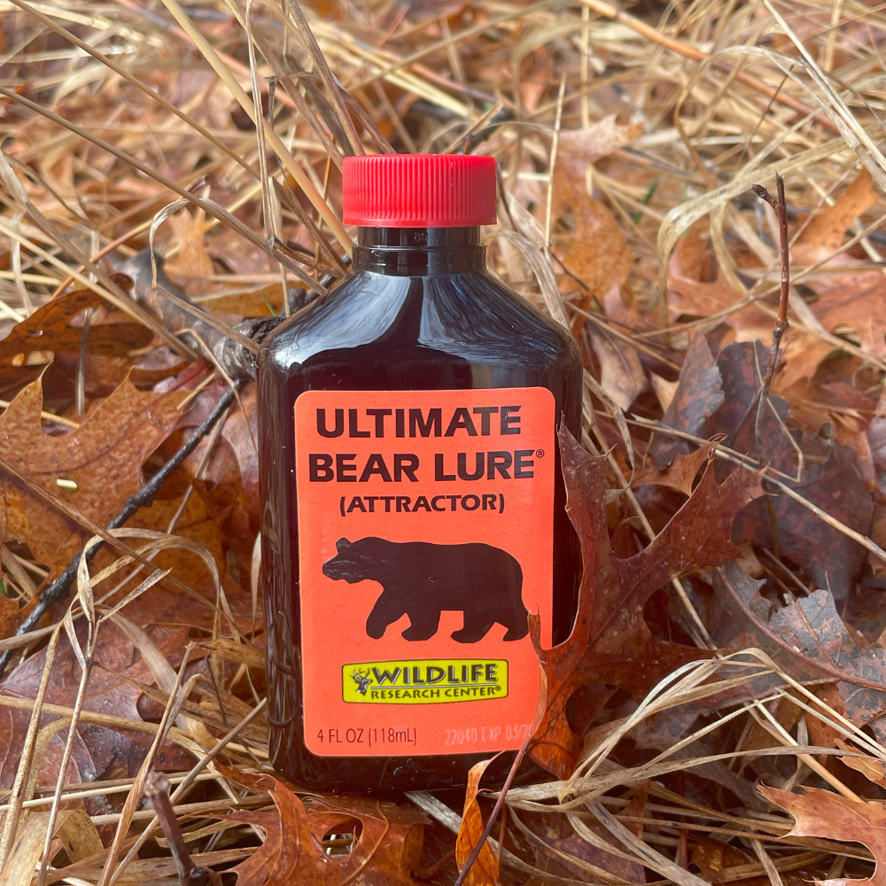 Wildlife Research Ultimate Bear Lure Attractant Super Sweet 4 oz Bottle