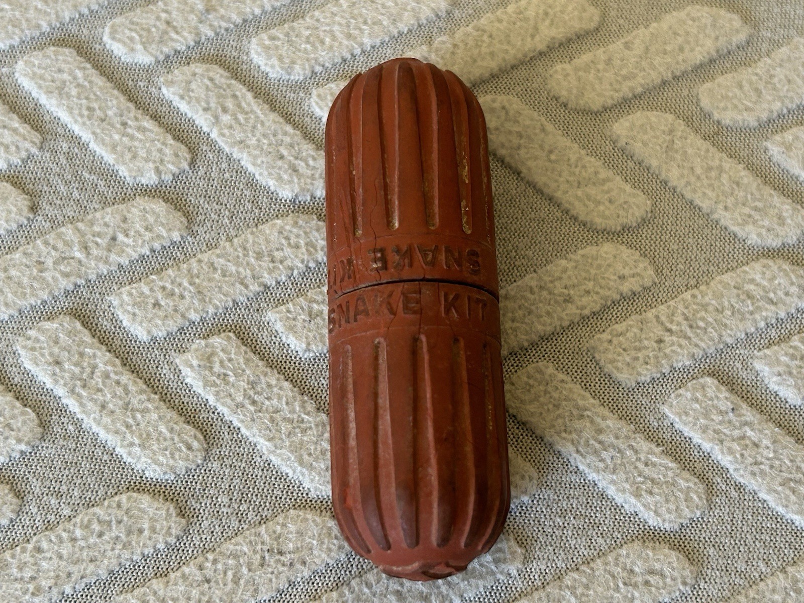 Vtg CUTTER Snake Bite Kit Double Rubber Capsule – Obsolete Collectible – 1965