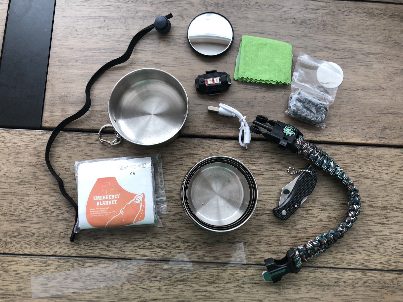 The Greatest Mini Survival Kit Tin Ever, Knives Fire Tools Pocket-sized Bug out