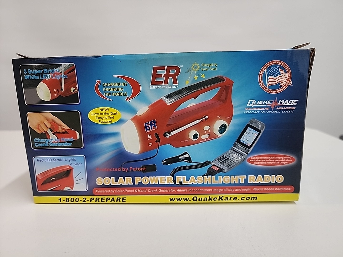 Solar Powered Flashlight Radio With Hand Crank Prepper Bug Out Bag