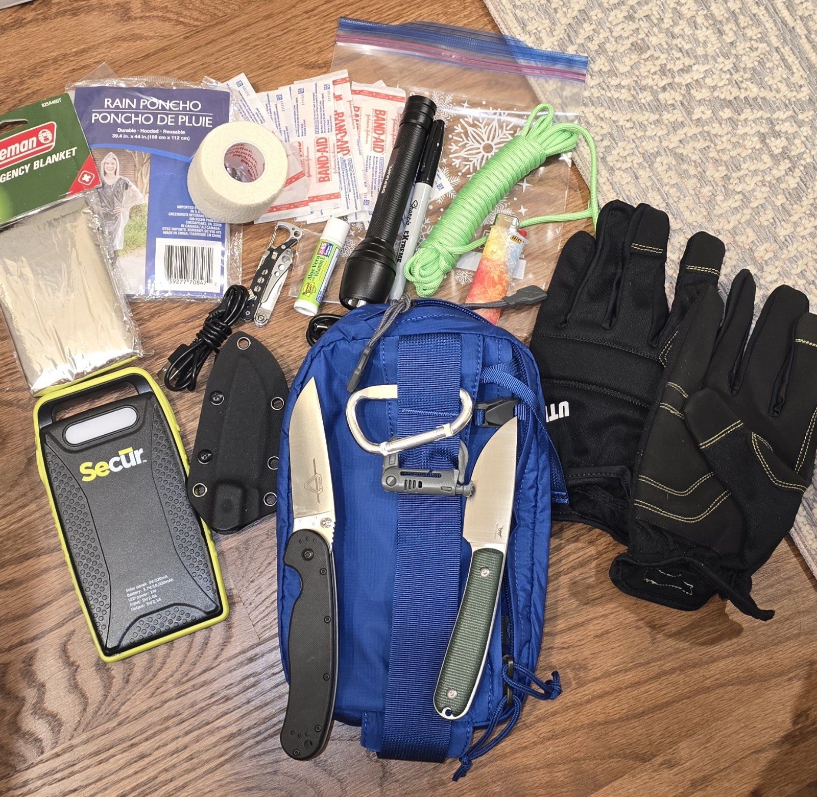 Outdoor EDC & Survival Kit – Vertx Waist Pack, Knives, Solar Charger – $280+