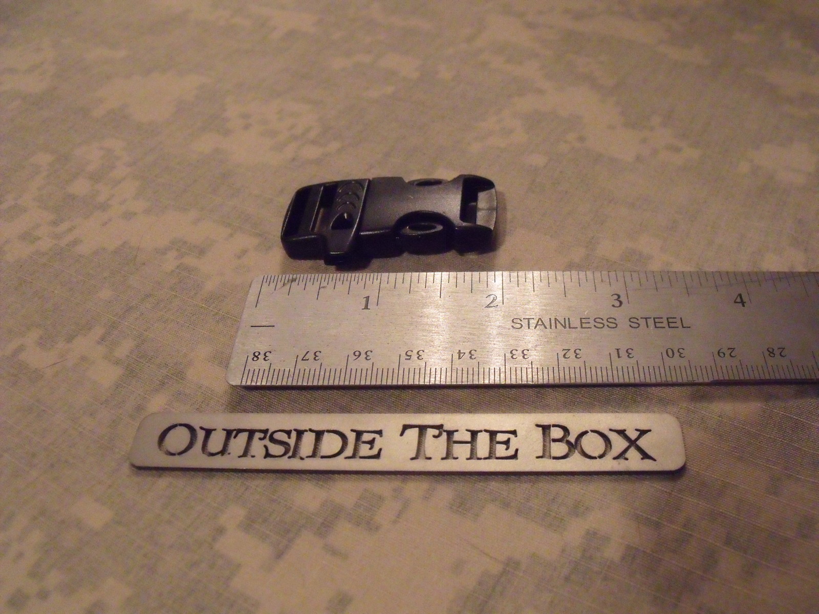 (1) 5/8″ Side Release Buckle w/Whistle, Black, Straight – Bracelets and gear!