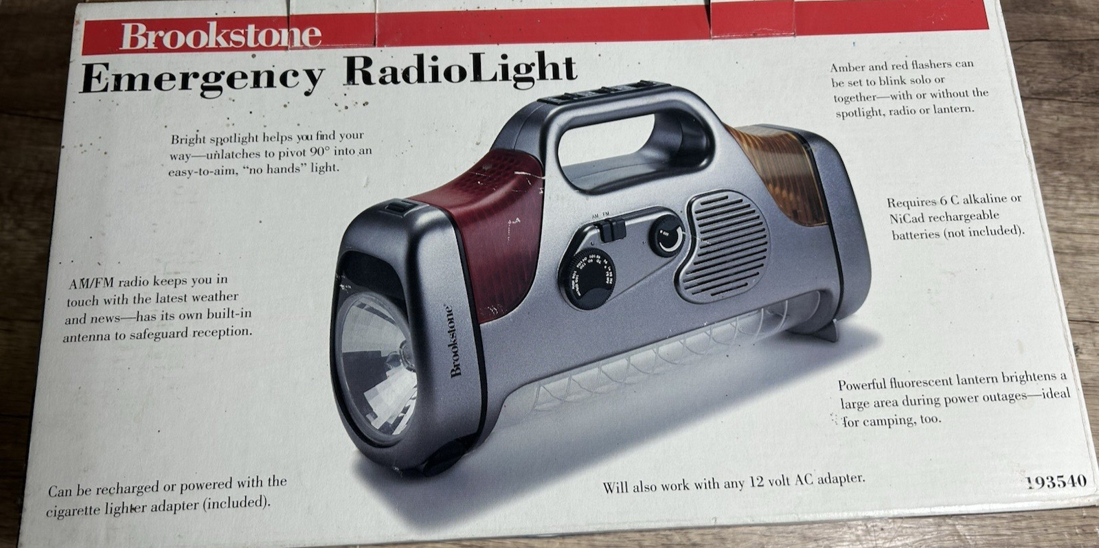 Brookstone Emergency Radio Light Dual Light Battery or Plug In NEW OPEN BOX
