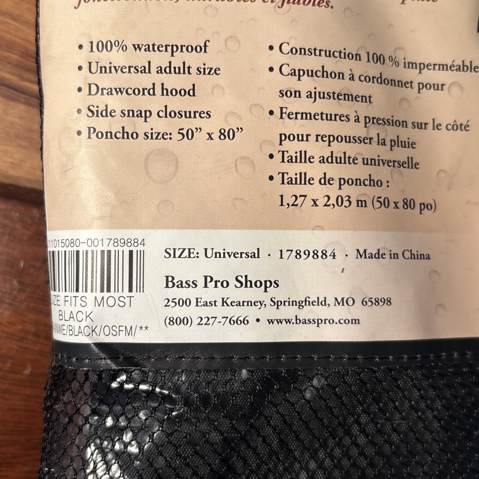 New Bass Pro Shops Adult PVC Poncho One Size Fits Most 50″x80″ Raincoat