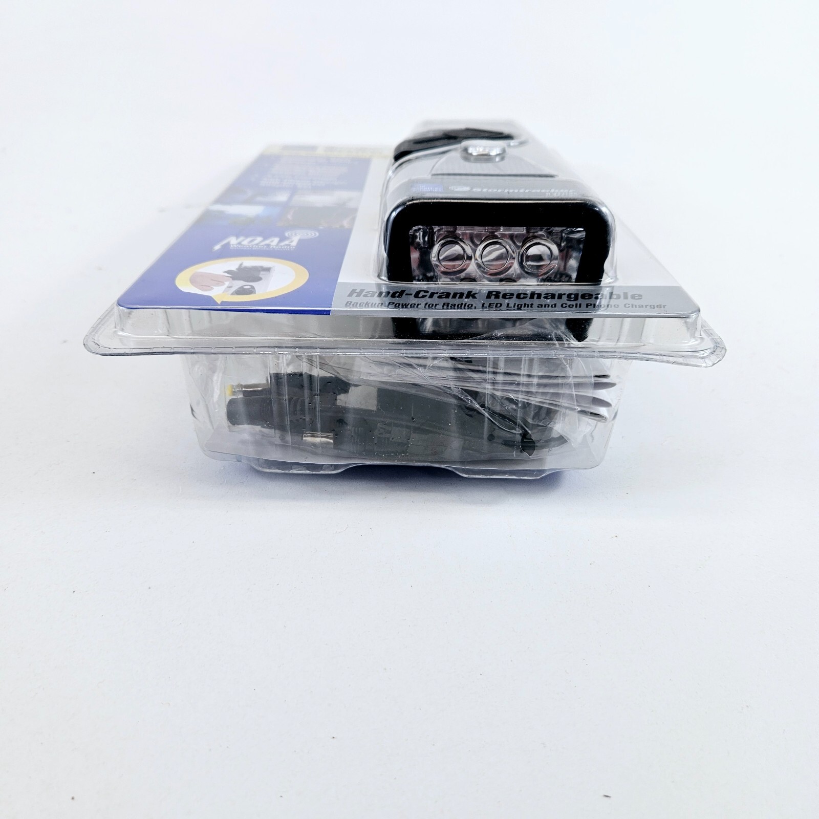 Storm tracker Vector VEC172WB Weather Alert Radio Flashlight Phone Charger NEW