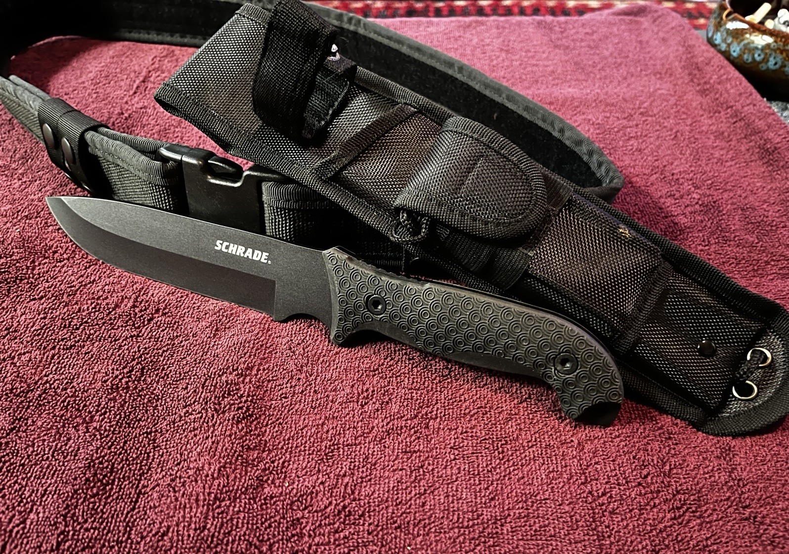 Schrade Survival Knife With Sheath, Ferro Rod, Sharpening Stone. Plus Duty Belt