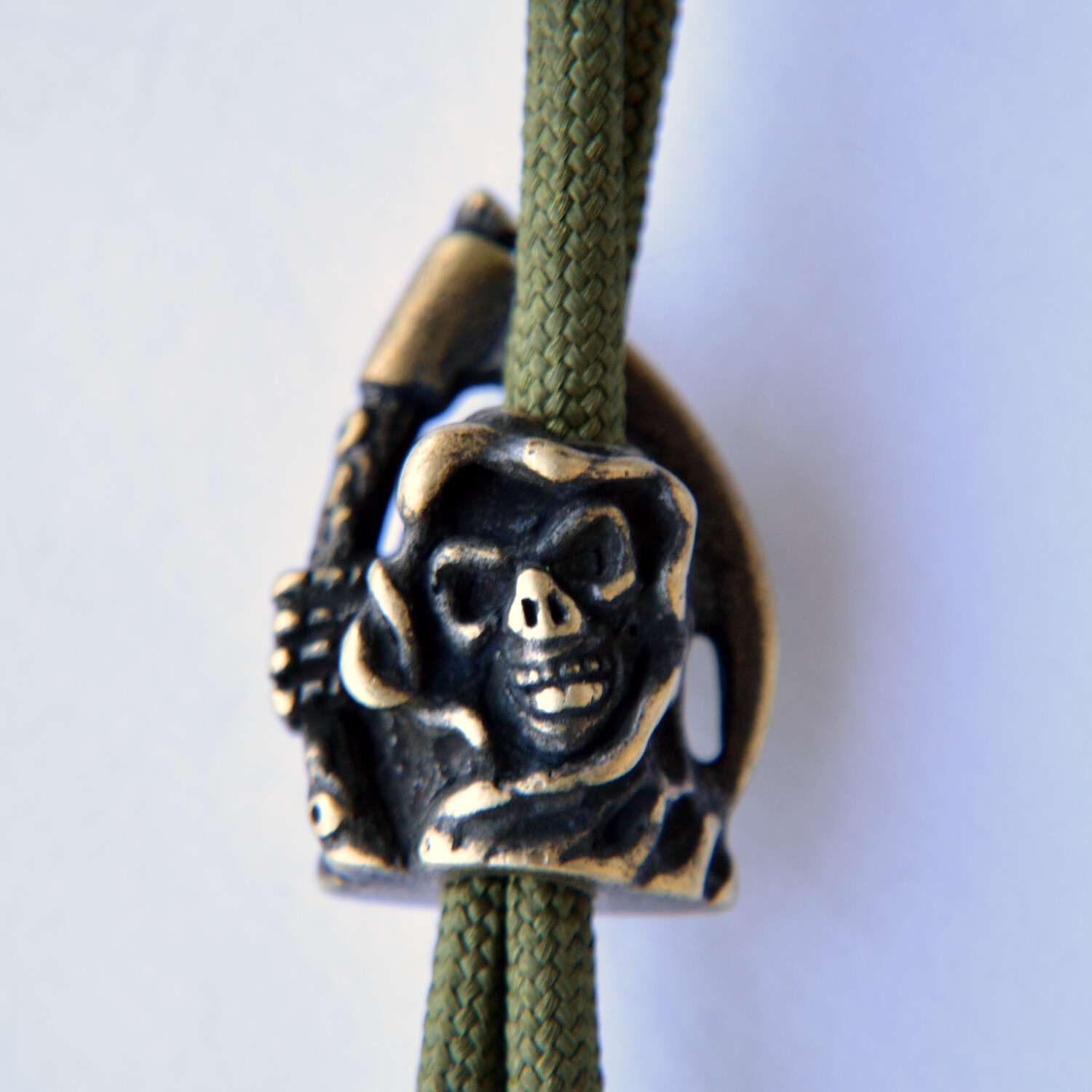 EDC Grim Reaper Brass Lanyard Bead Pendant Parachute Cord Knife Tool Zipper Pull