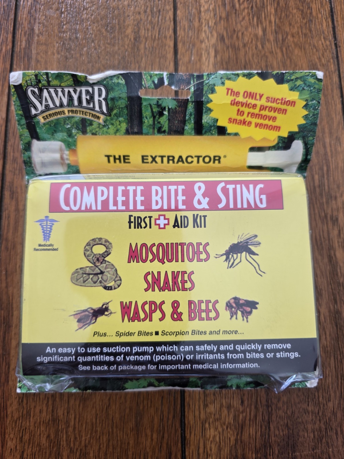 Sawyer The Extractor Complete Bite & Sting First Aid Kit Mosquitoes-Snakes-Wasps