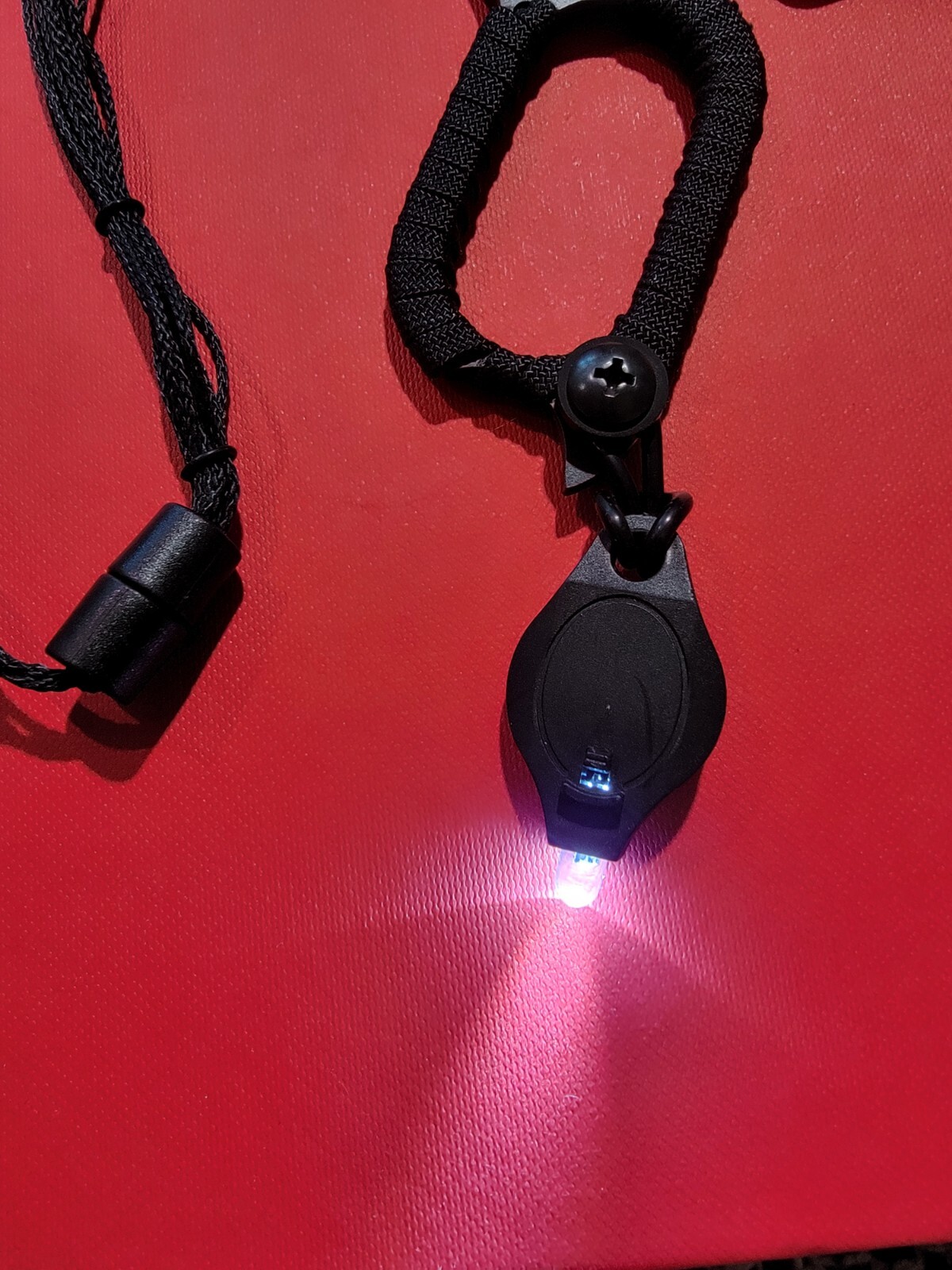 Survival Necklace/Survival Neck Knife+Fire Starter+Mini Flashlight+Saw Cord