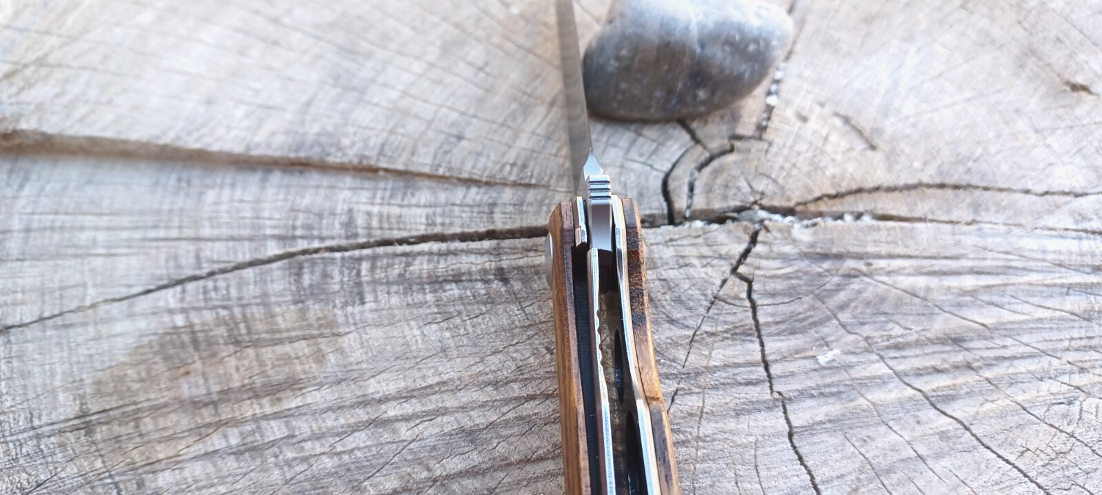 Sol Edge Sand Viper EDC Folding Knife, D2 Steel, Golden Sandalwood Perfect Gift
