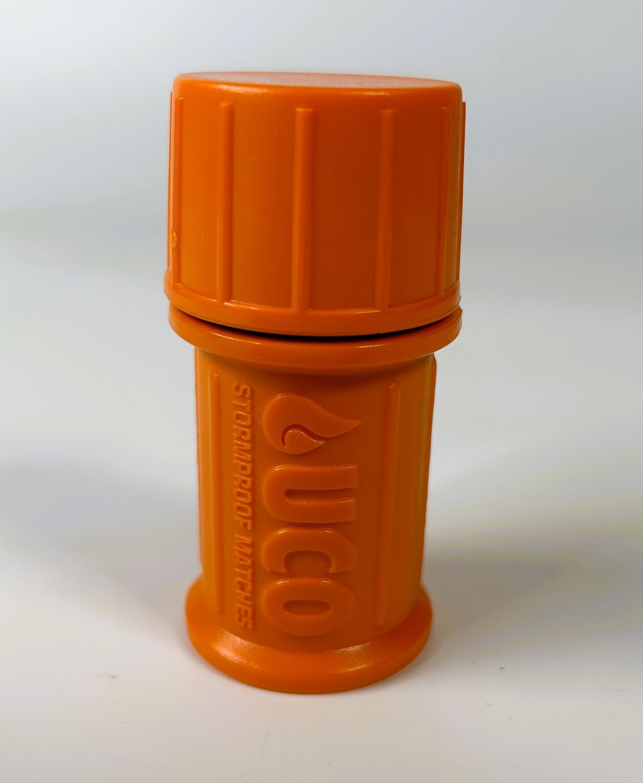 UCO Stormproof Match Kit w/ Waterproof Case 25 Stormproof Matches 3 Strikers NEW