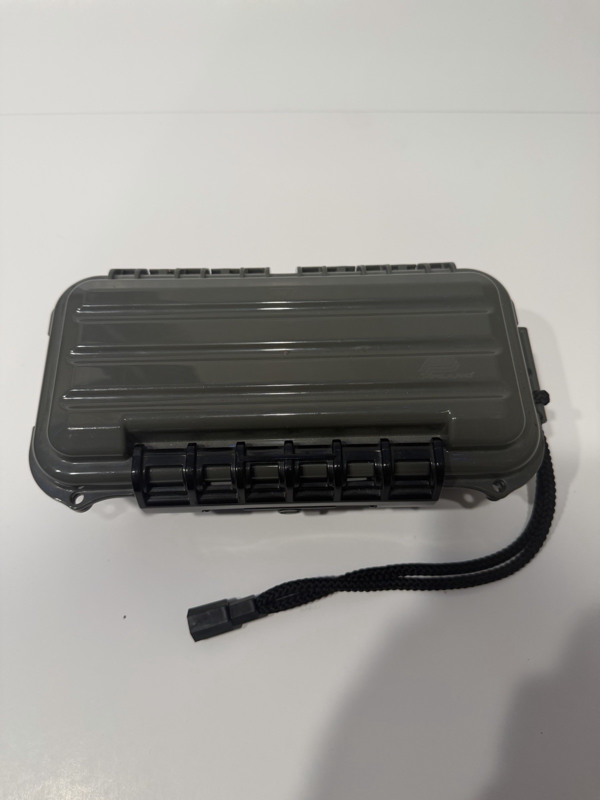 Plano Case-Gard Survivor Dry Box Model 1450 Water Resistant Green Compass