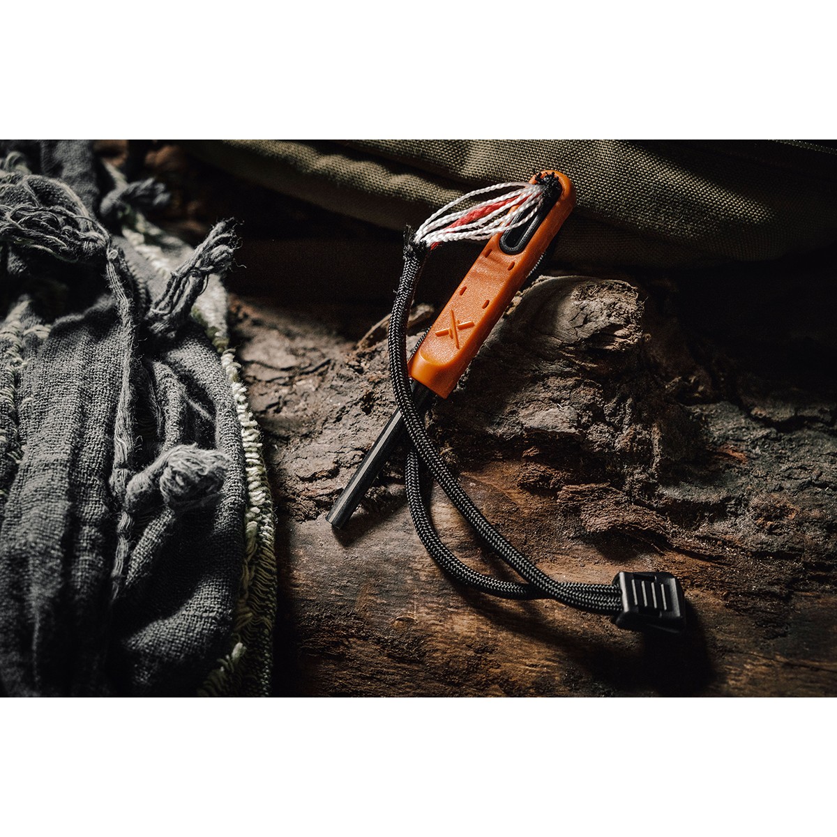 Exotac polySTRIKER Ultra-Light Ferrocerium Rod Firestarter – Black