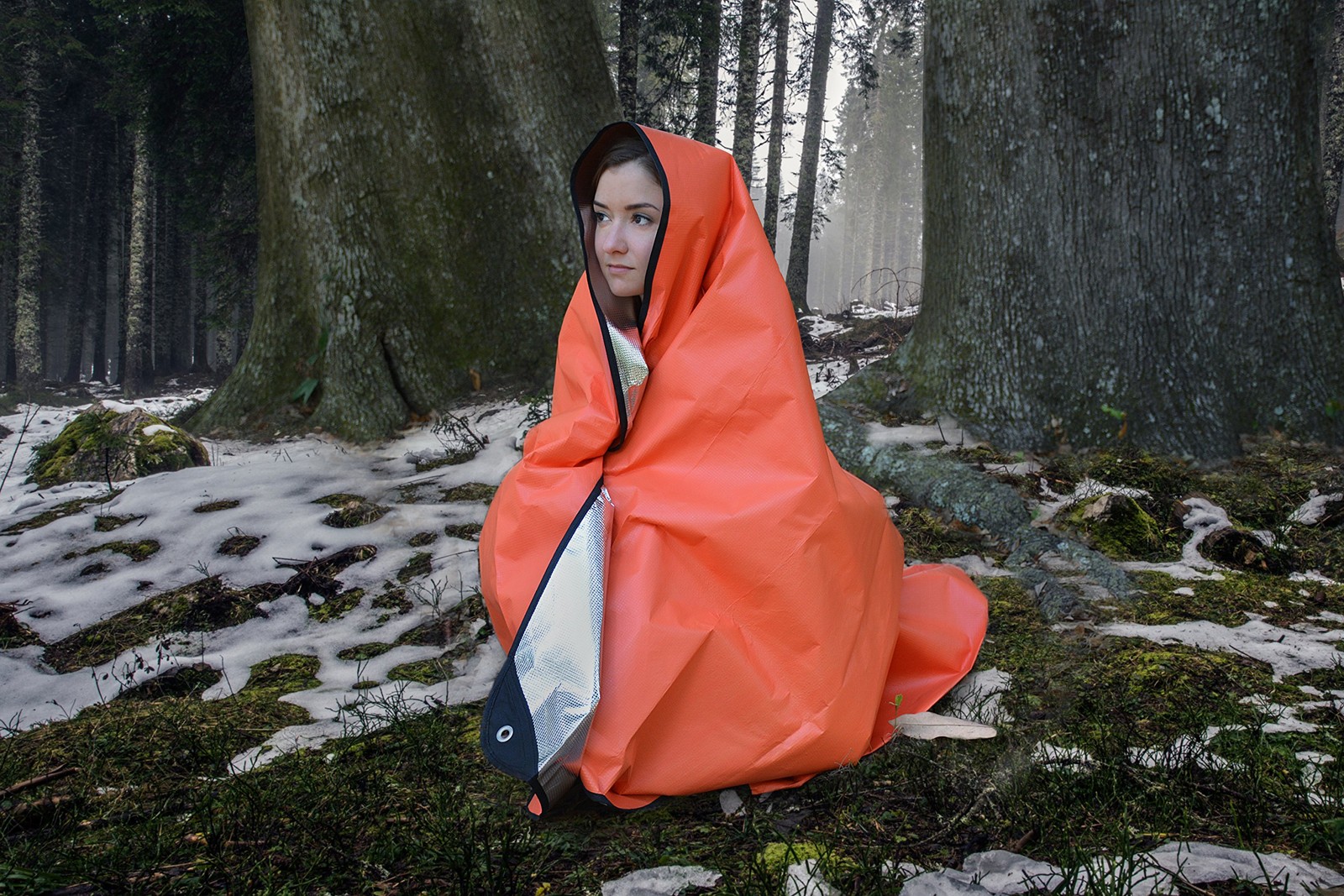 20-PGR0010-08 Survival Blanket/Tarp 2.0 with Windproof and Waterproof Materia…
