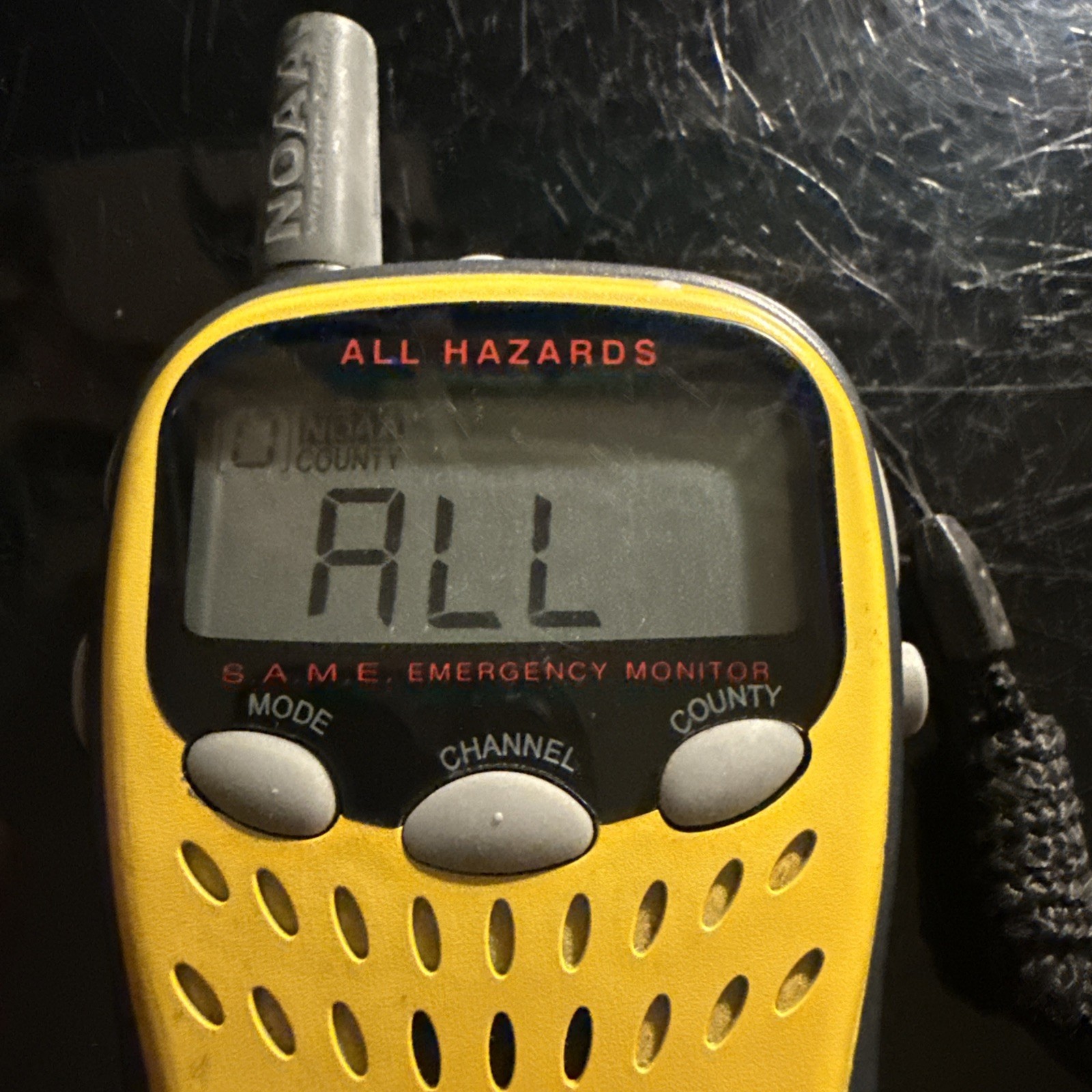 Oregon Scientific Emergency Portable Weather Radio No. WR102N Yellow Tested