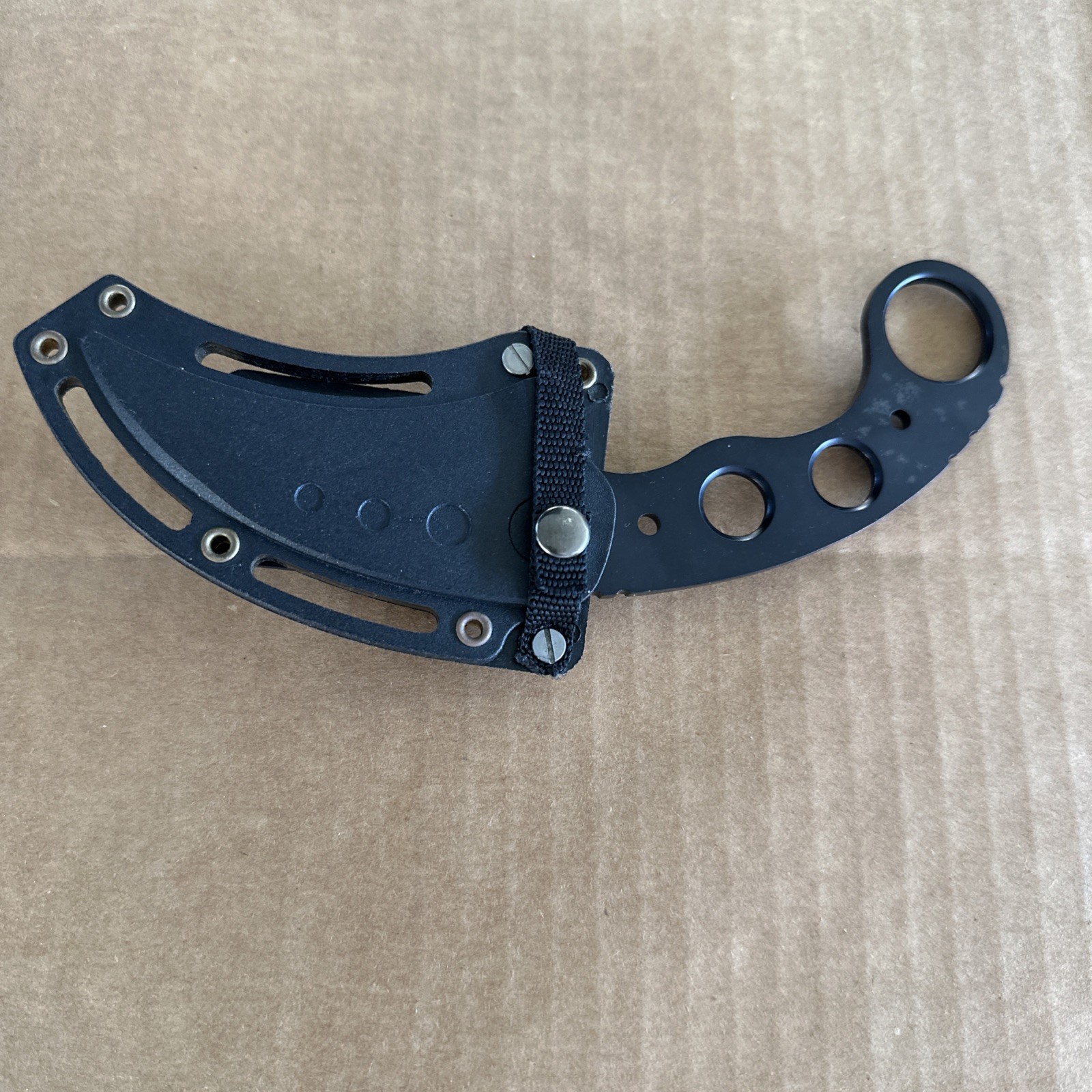 Karambit Blade 7″ withPouch