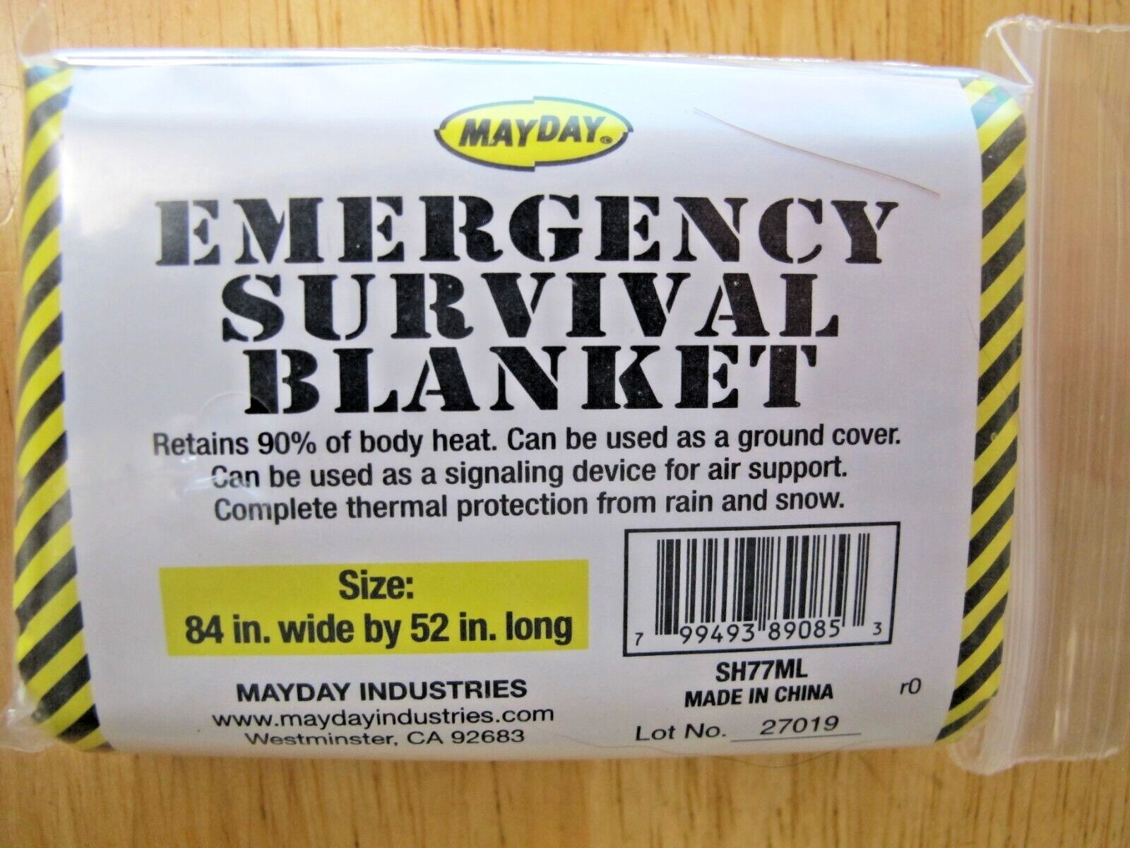 24 PACK 82 x 54 Emergency Mylar Blankets Camping Hiking Reflective FREE SHIPPING
