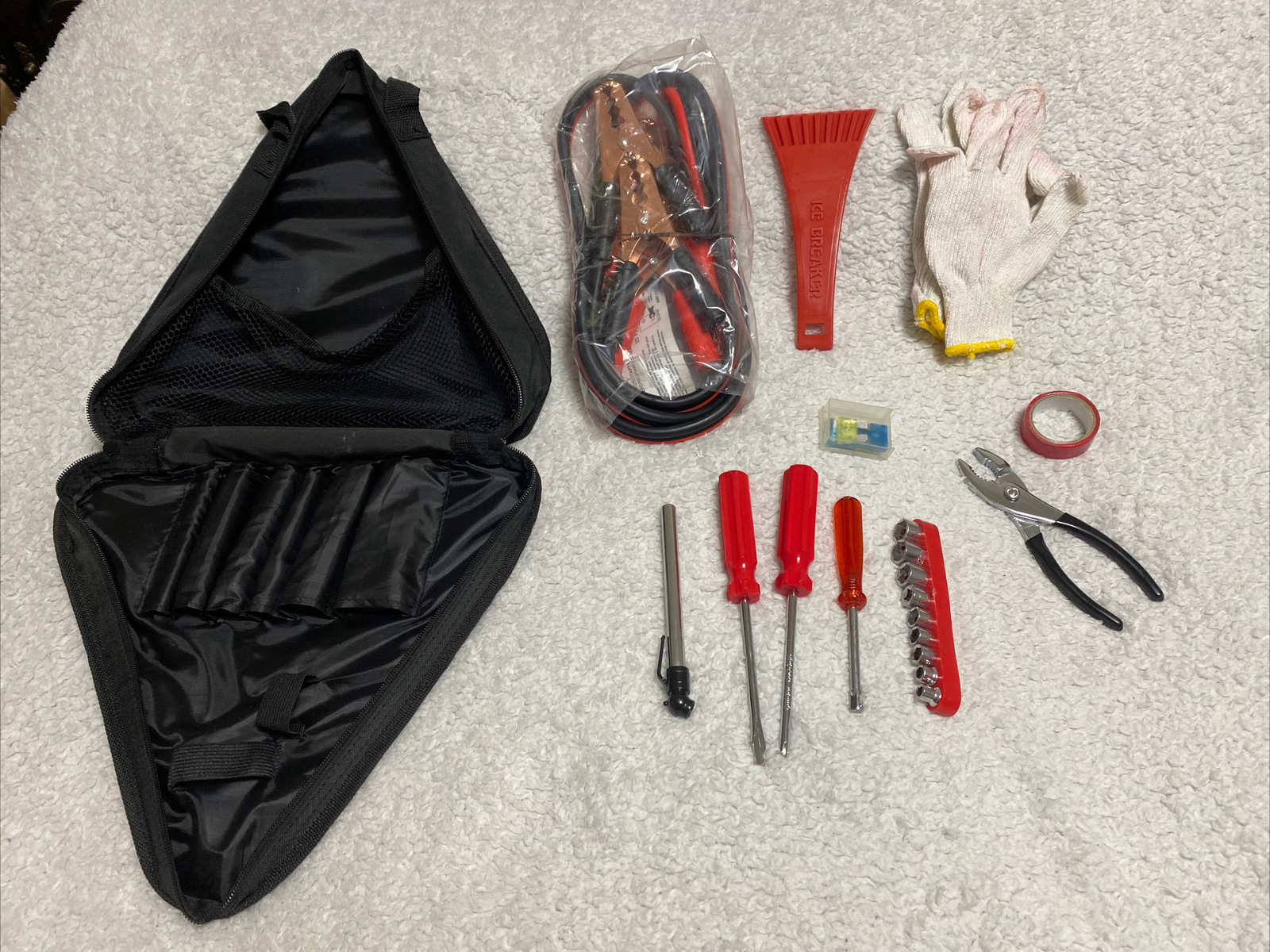 Roadside Deluxe Car Emergency Kit – Jumper Cables, Tools And Accessories￼ – NWEC