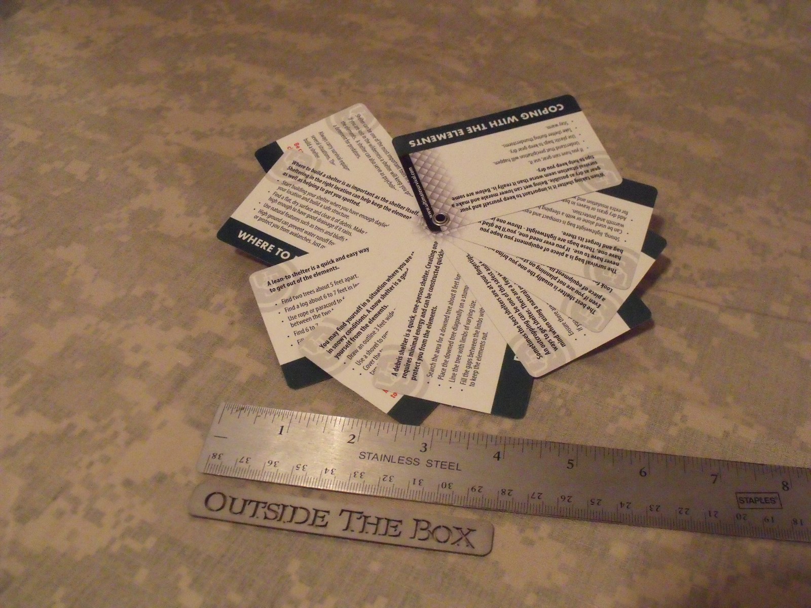 Ultimate Survival Technologies: Shelter Building Cards, UST, 9 Cards