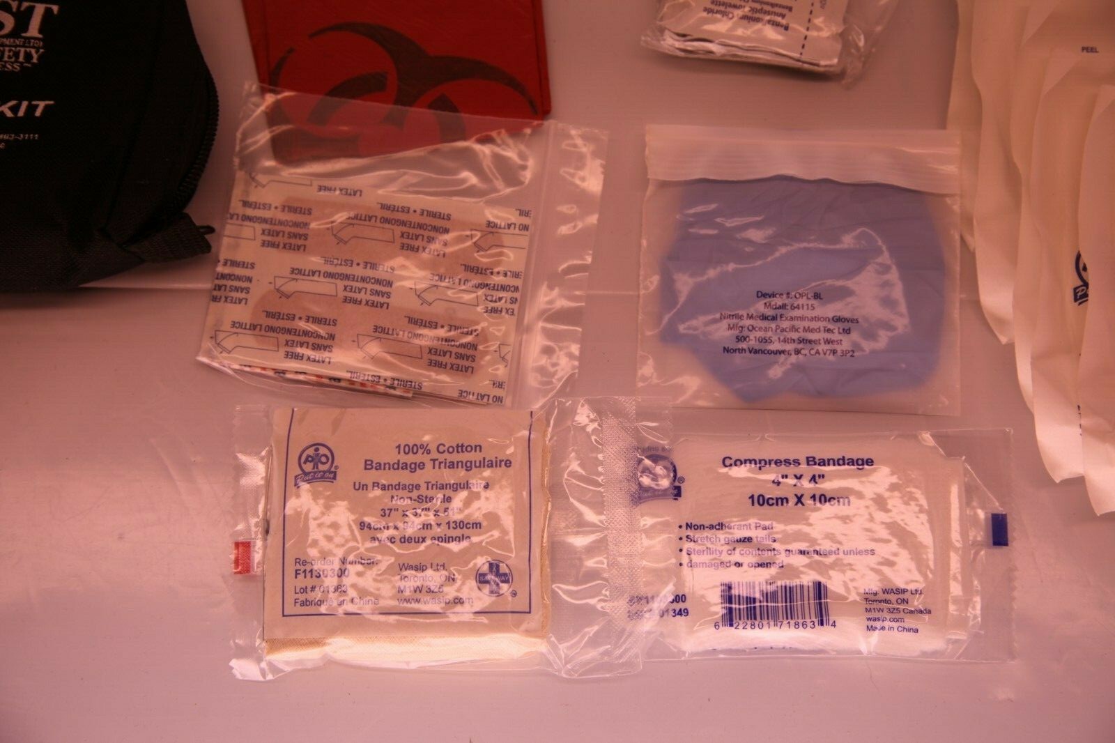 !! KOST !! PERSONAL FIRST AID KIT !! TYPE ‘P’ !! PORTABLE ! BELT LOOP ! NYLON !!