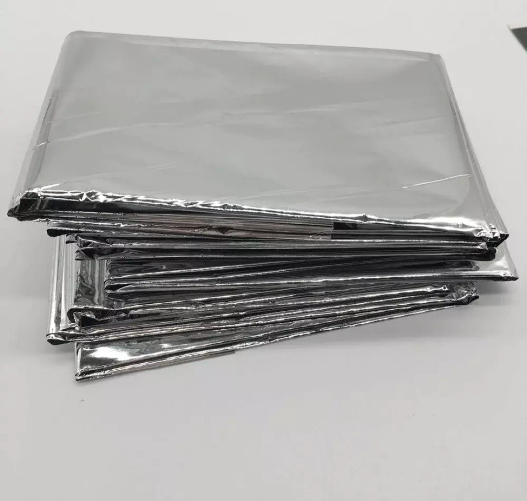 2 PCS Emergency BLANKETS Thermal Survival Safety Insulating Mylar Heat 84″ X52″