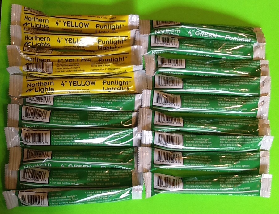 20-4″ Green/Yellow/Red Glow Sticks Halloween Party PREPPER SURVIVAL BUG OUT BAGS