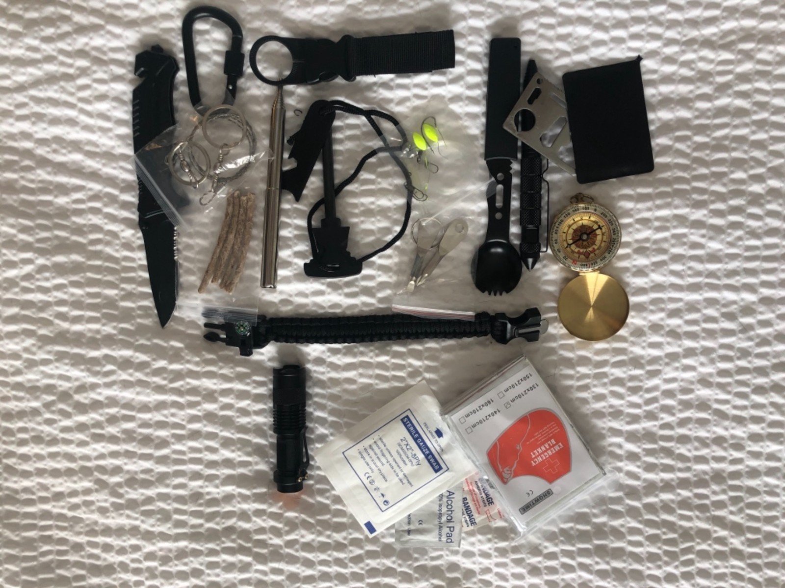 35 in 1 Emergency Survival Kit: Life-Saving Tools for Adventurers and Travelers