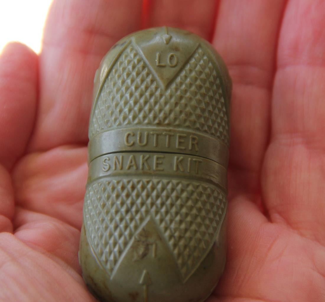 Portable Cutter’s Snake Bite Kit Camping Hiking Field Gear Military Boy Scouts ?