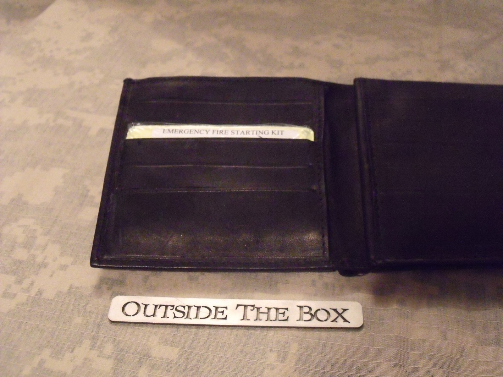 “Wallet Survival Series”: Emergency Fire Starting Kit – Tinder, Ferro, Striker