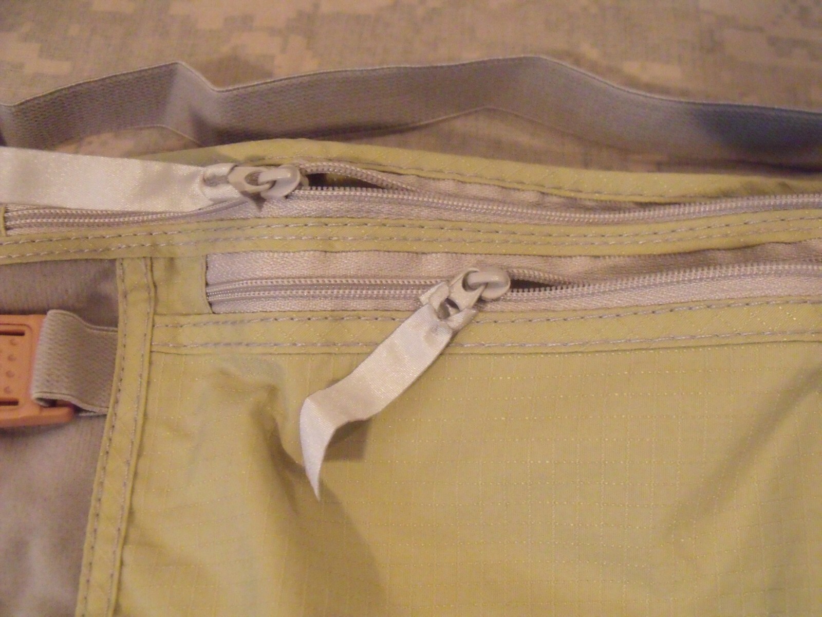 Emergency/Survival – Travel Pouch: (2) Zipper Pockets, Soft, Elastic Waistband