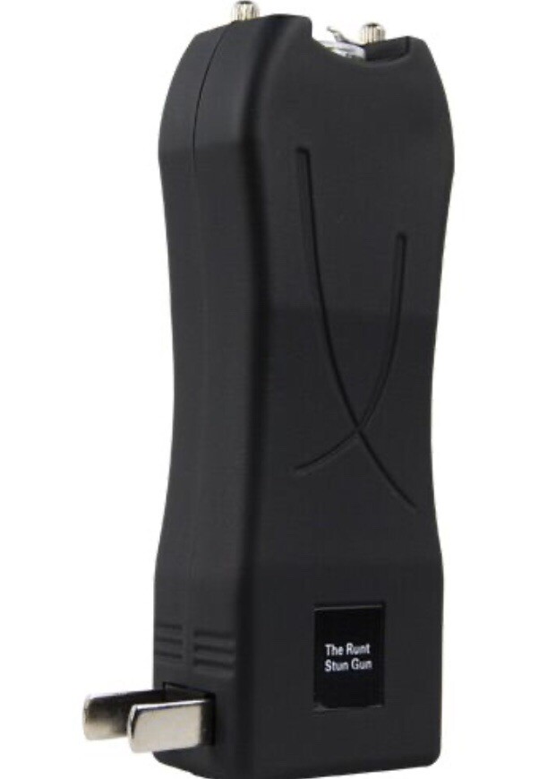 Max AMPERAGE POLICE Stun Gun 911 BLK 80 MV Rechargeable With LED Flashlight NEW