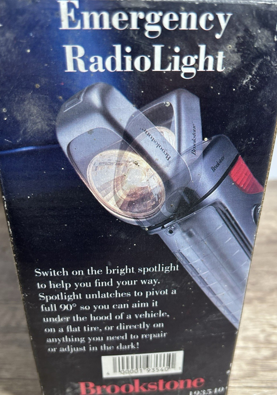 Brookstone Emergency Radio Light Dual Light Battery or Plug In NEW OPEN BOX