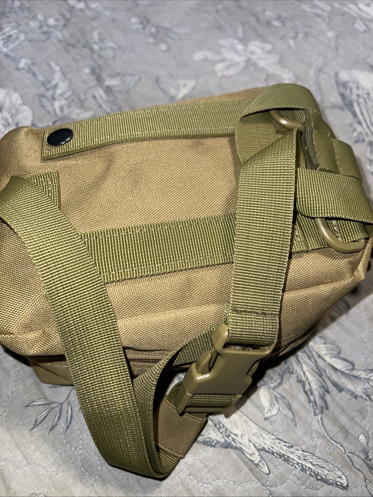 Emergency Survival Kit First Aid Bug out Military Prepper Brown Piece Set