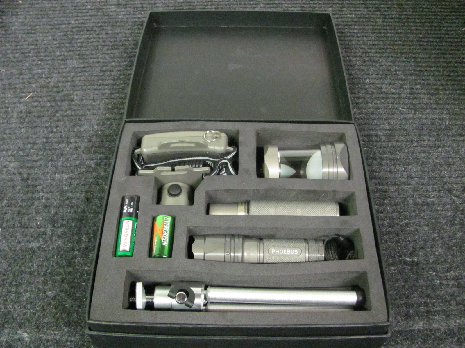 LED Flashlight – The Wilderness Kit