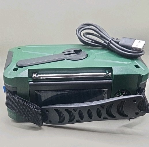 WR5 Emergency Solar Hand Crank Radio 10000mAh Weather AM FM Flashlight