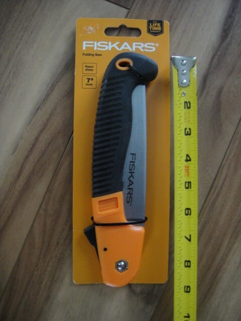 Camping/Survival FISKARS 7″ Folding Saw, Steel Blade with Non-Slip Grip, NIP