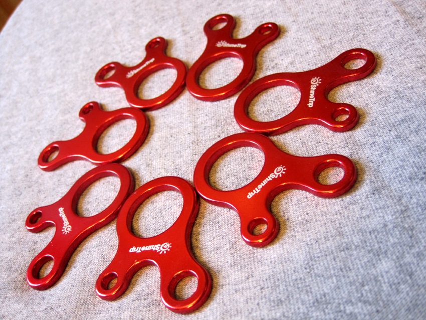 US.Seller-Red 3 Hole rapid quick release knote EDC Survival outdoor Aluminum