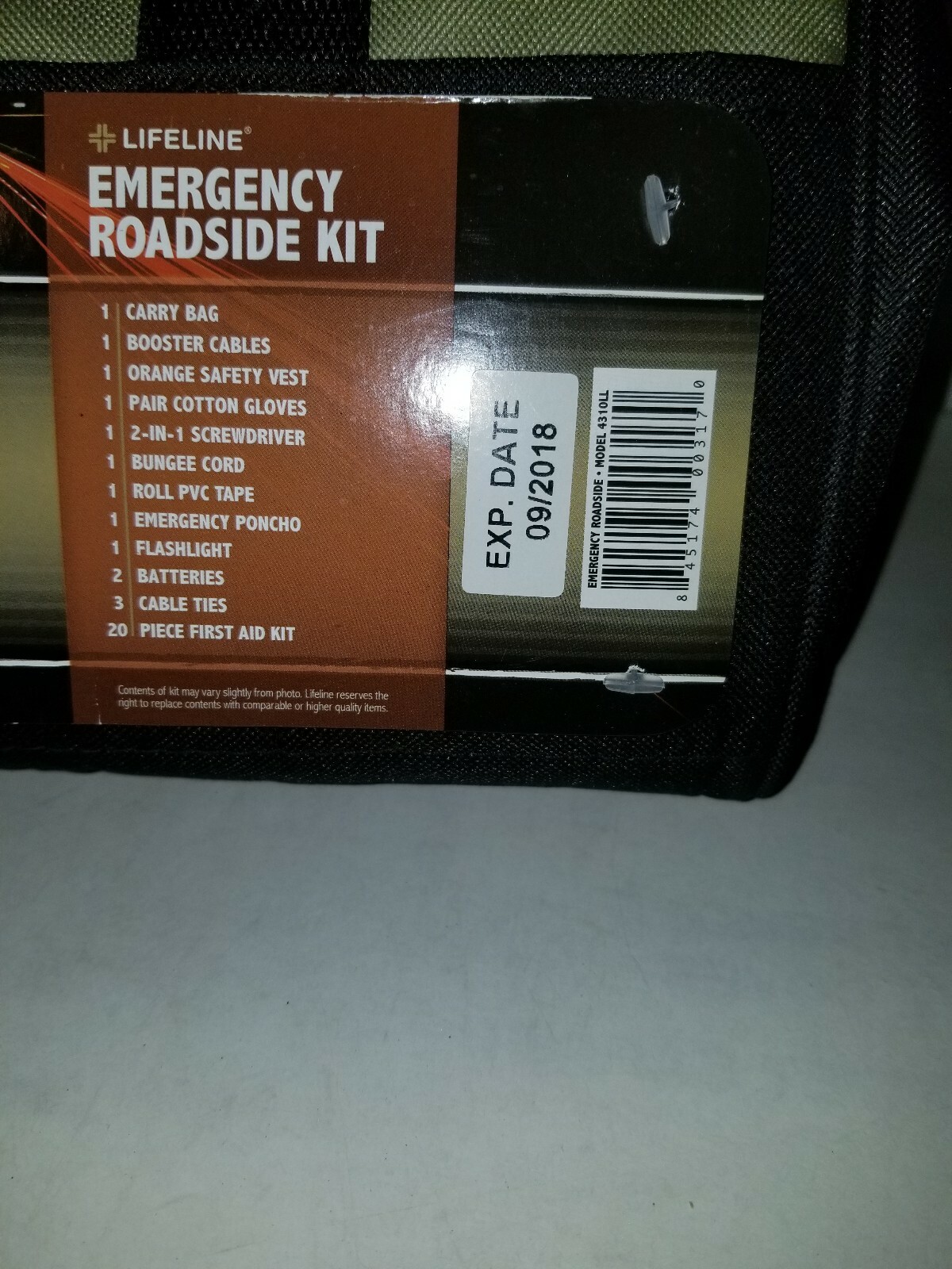 Lifeline First Aid THE EMERGENCY ROADSIDE KIT-DR.BAG – Green/Black-34 Piece