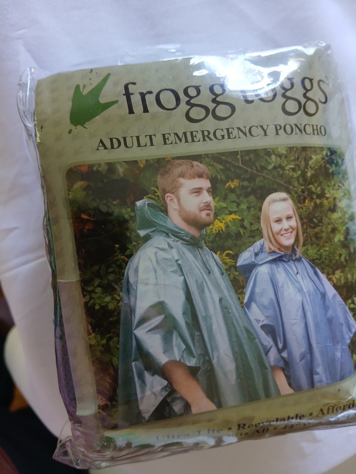 FROGG TOGGS Adult Purple Green Emergency Poncho 1 Size Fits All NEW 44W x 40L