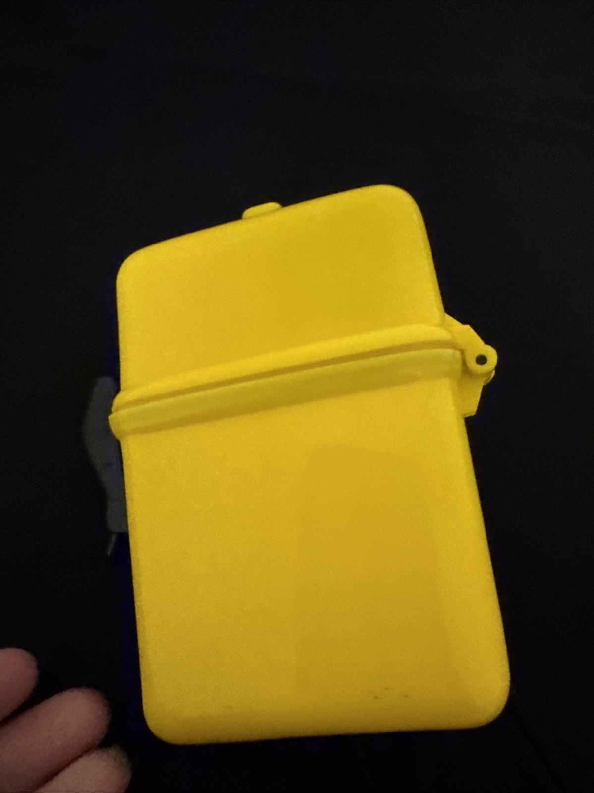 New Waterproof Plastic Container, Keys, Money, ID’s, Matches etc4.5 X 3 Inches.
