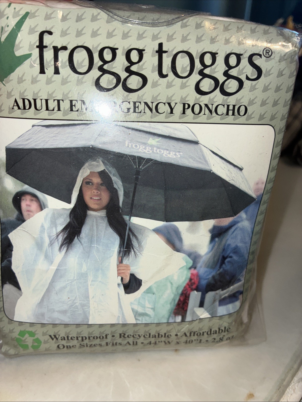 Frogg Toggs Emergency Poncho Adult One Size Fits All 44″ x 40″ Ultra-Lite NEW