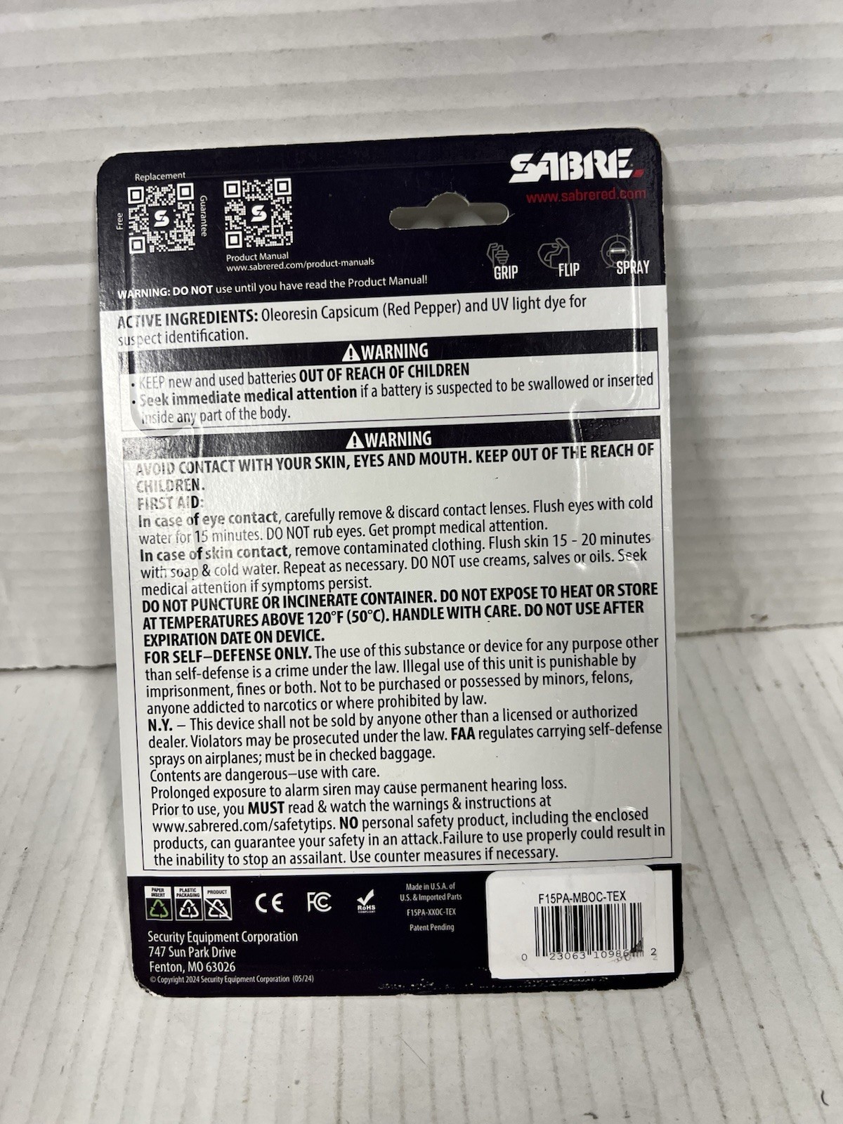 Sabre 2-in-1 Pepper Spray Flip Top 54oz Navy Blue UV Dye w/Built-in 130dB Alarm