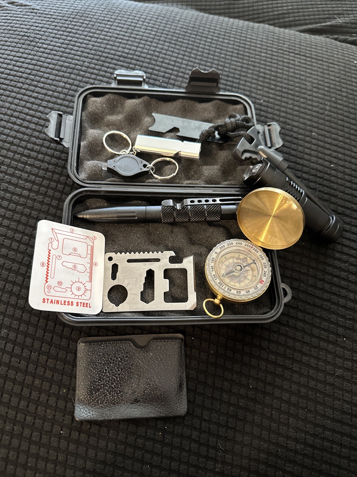 Recon Deluxe Military Grade Emergency Survival Kit
