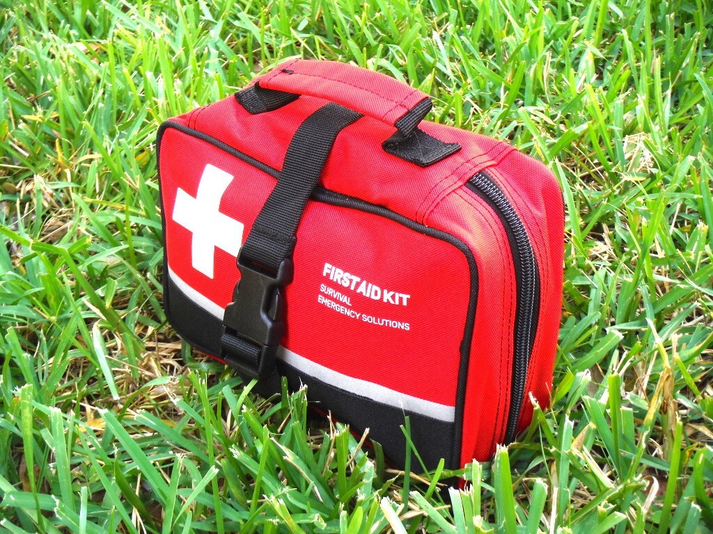170 Pcs Botiquines de primeros auxilios Supervivencia Emergencia Trauma Viajes