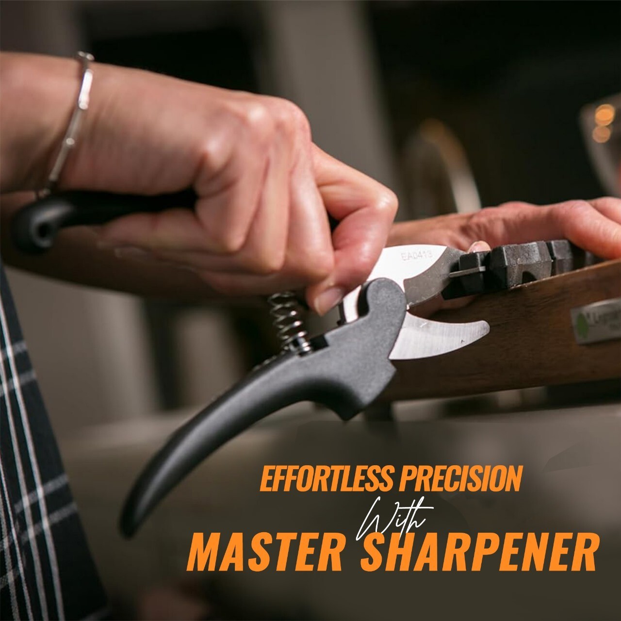 4-in-1 Knife Sharpener Kit + Training Knife & Non-Slip Mat SELECTOOL