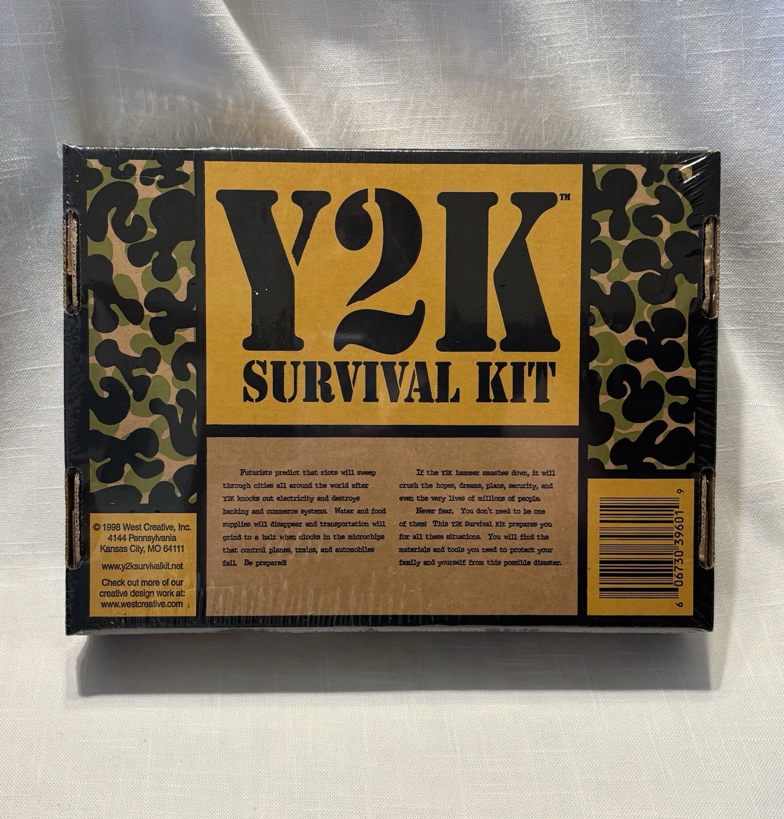 SEALED Rare 1998 Y2K Survival Kit, Protection & Preparation~ Very Hard to Find!