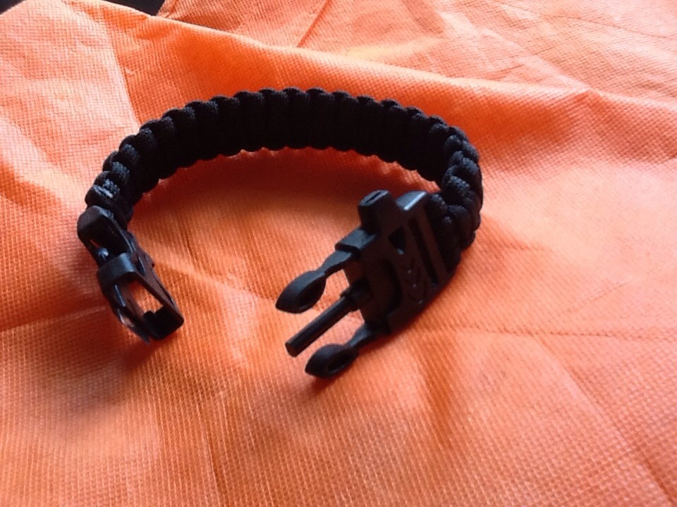Paracord Survival Bracelet Flint Firestarter Scraper Knife Whistle Black 9 inch
