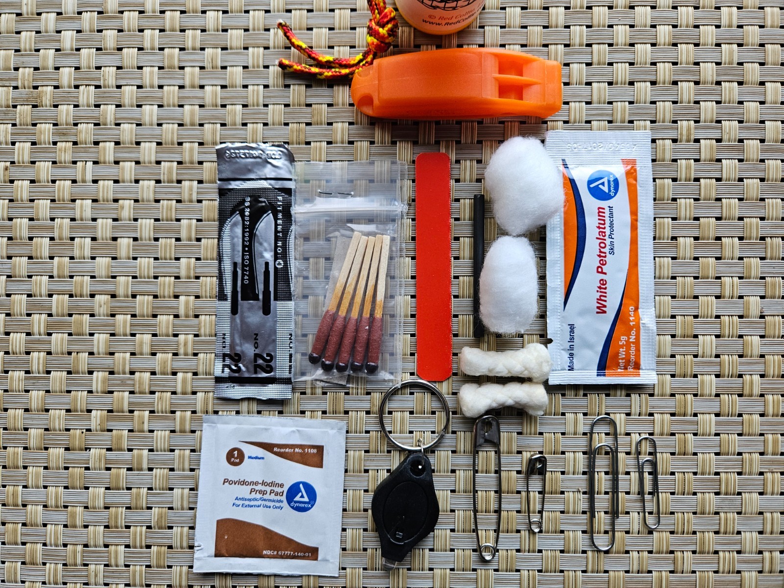 SURVIVAL KIT Capsule Water Resistant – Whistle, Ferro rod, windproof matches
