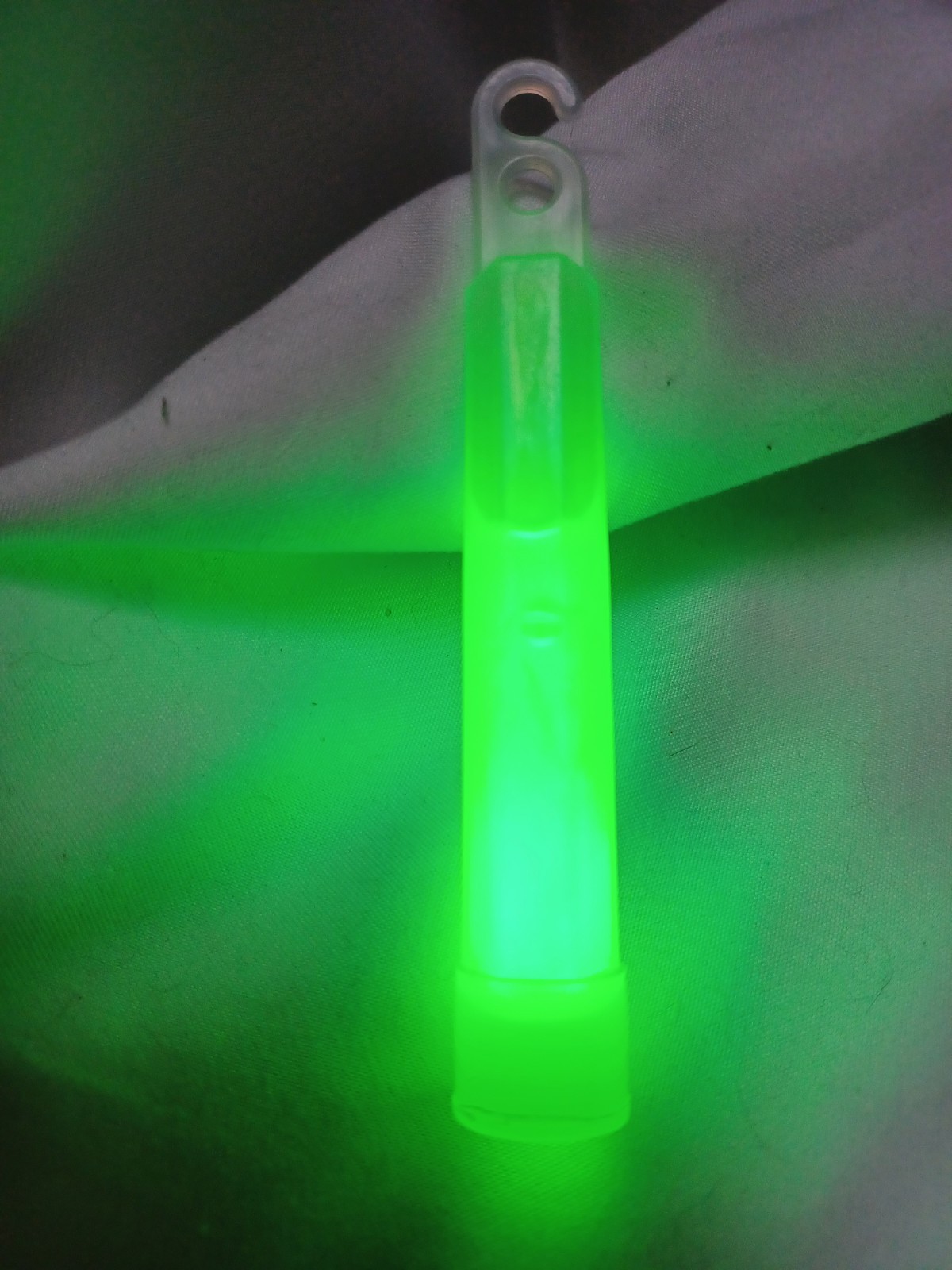 Cyalume ChemLight Tactical Light 12 Sticks Military Glow Green 6 Hrs Emergency