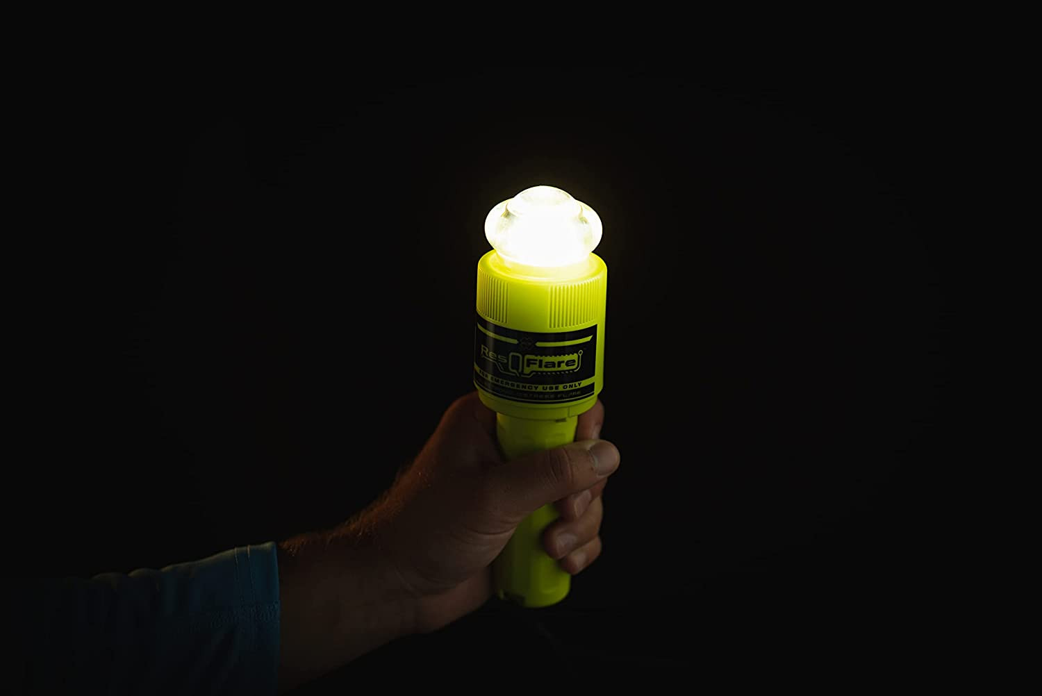 ACR Resqflare Electronic Distress E-Flare and Flag, USCG Approved Replacement fo
